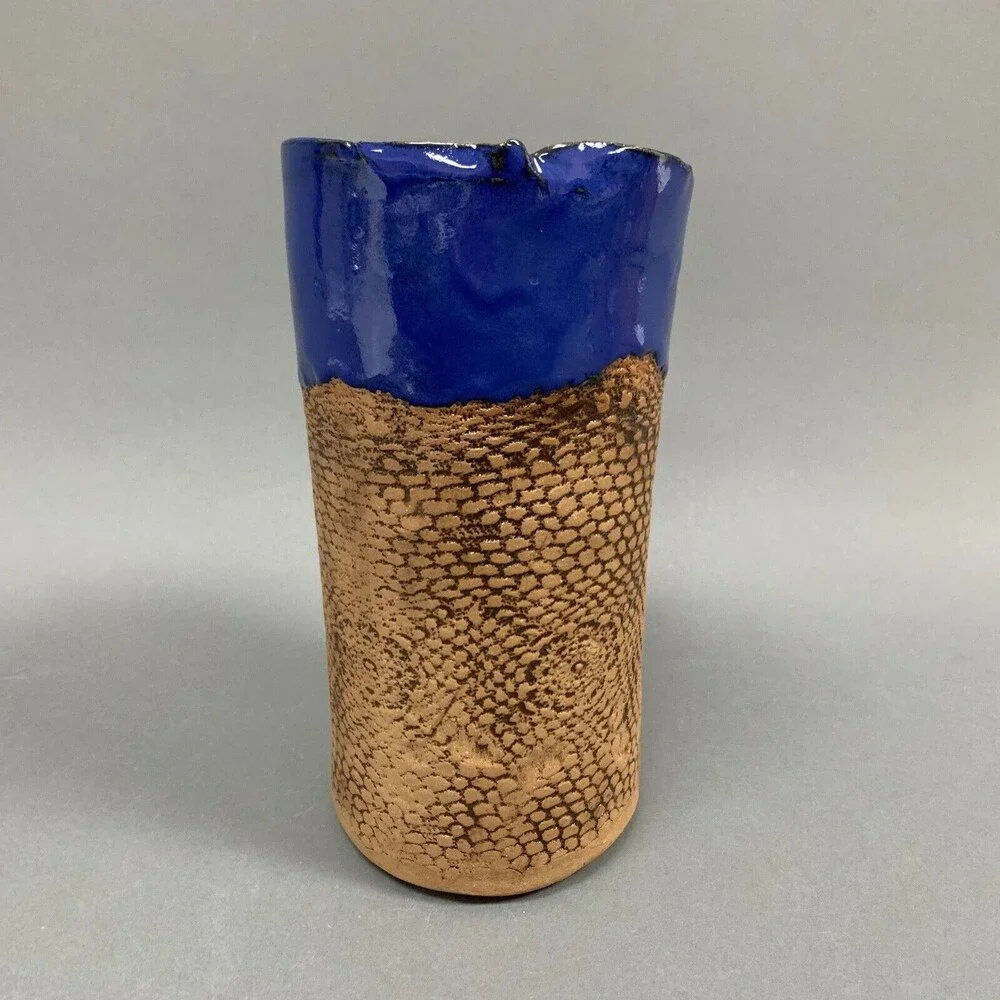 Signed Liza Blue Brown Vase 9‎ 5/8